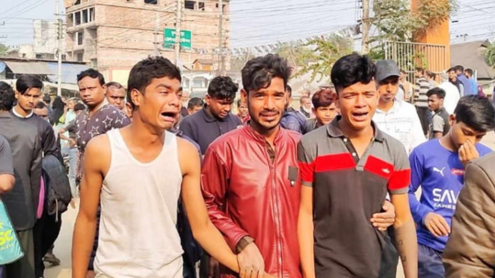 ট্রাকের ধাক্কায় ২ মোটরসাইকেল আরোহী নিহত